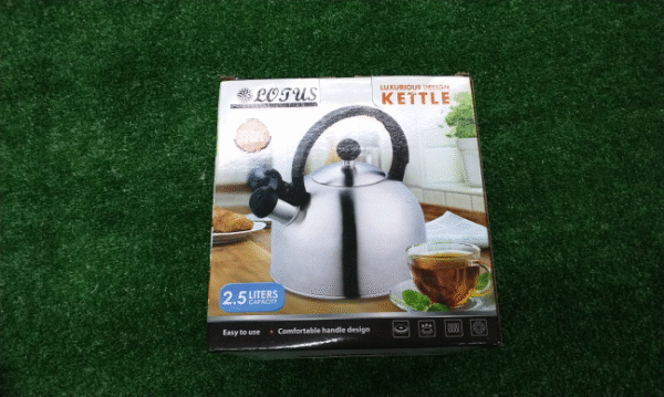 2.5 Ltr Stovetop Kettle Lotus