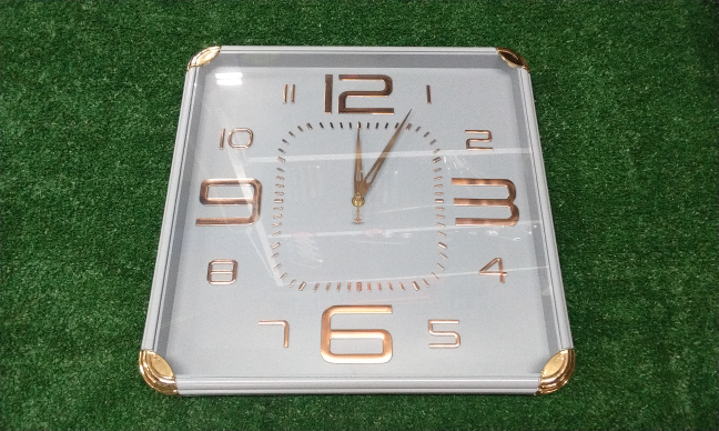 Large Quartz Clock
